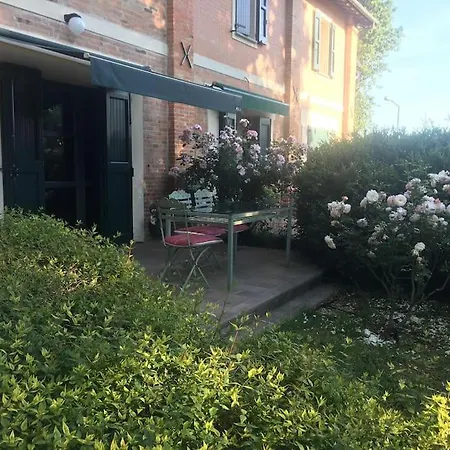 Maison Des Roses Дом отдыха